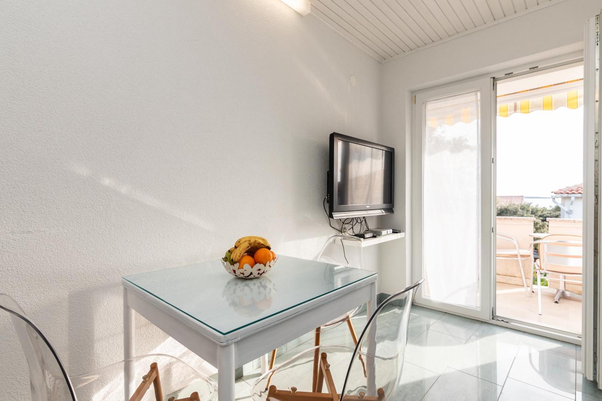 Apartments Tauzer Mandre Εξωτερικό φωτογραφία