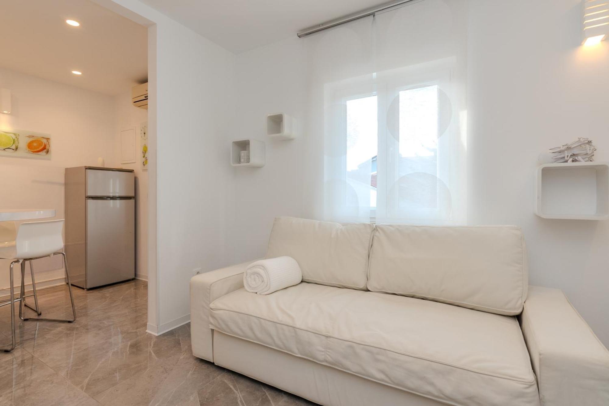 Apartments Tauzer Mandre Εξωτερικό φωτογραφία